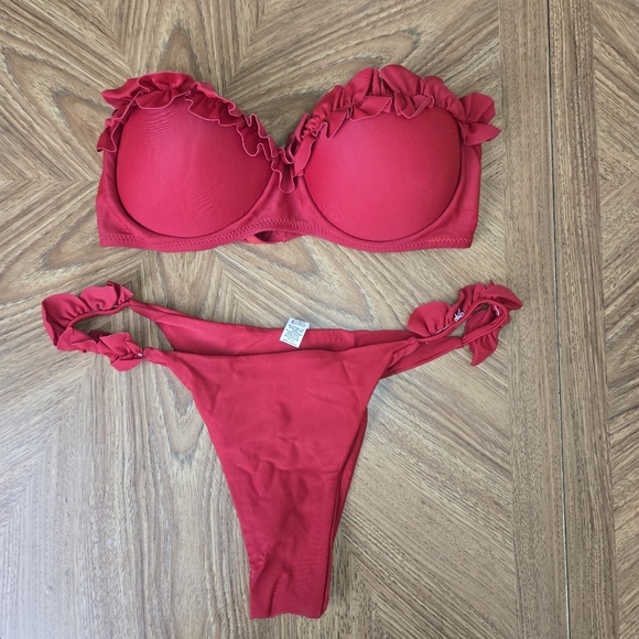 Red Ruffled Bikini Set - Small - Picture 2 of 3
